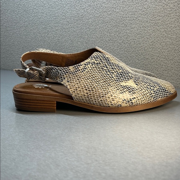 Yellow Box Freedah Mule Leather Snakeskin Look Flat  Shoes Women’s 8 NWOT - Picture 4 of 12